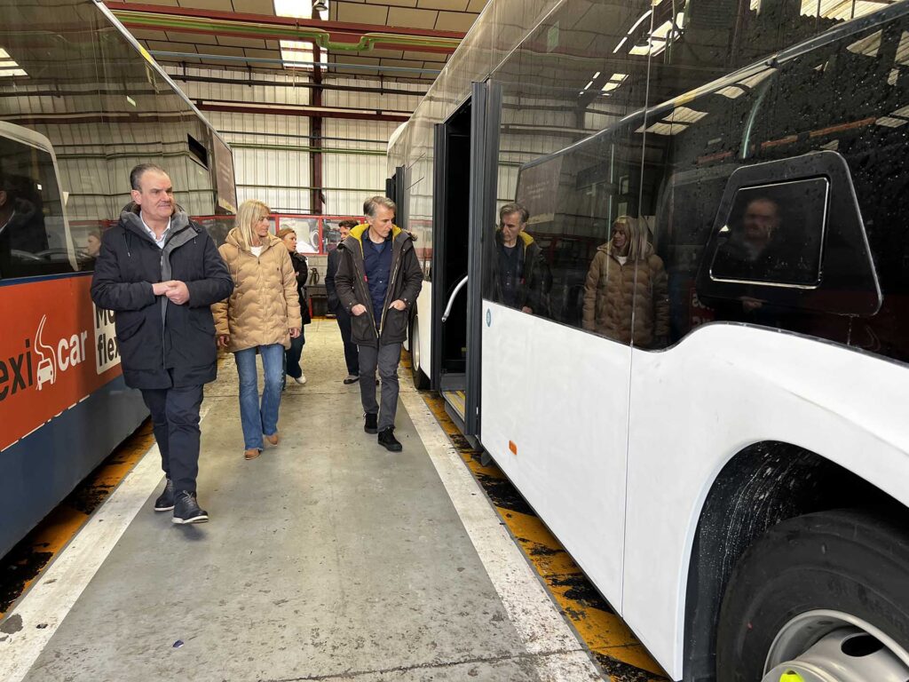 Ayuntamiento-Castro-Urdiales-Nuevos-autobuses